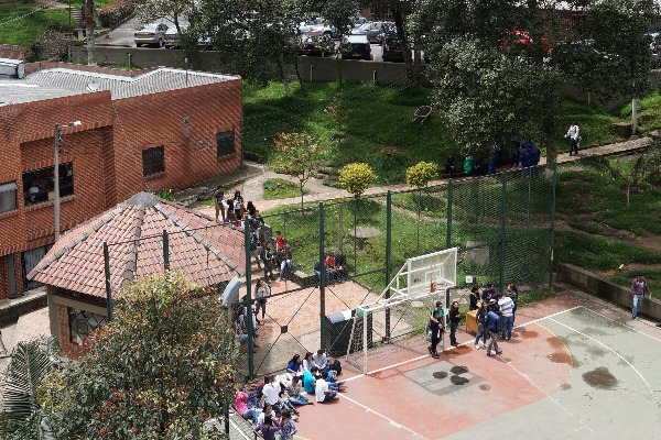 Imagen publicación: Comité Institucional de Currículo avanza en el diálogo curricular