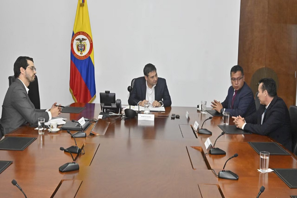 Imagen publicación: Universidad Distrital en alianza con MinTic fortalecen habilidades digitales en los jóvenes del país