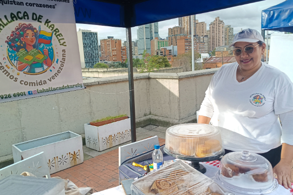 Imagen publicación: Emprendedores reciben apoyo estratégico gracias a la UD y el IPES