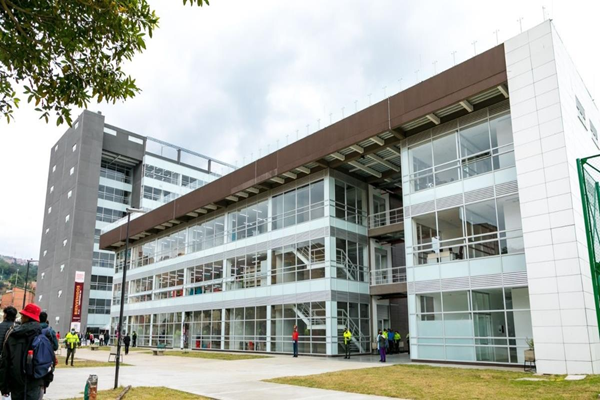 Imagen noticia: La Universidad Distrital se destaca en el QS World University Rankings 2026